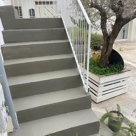 Cortile Zero Pensión *